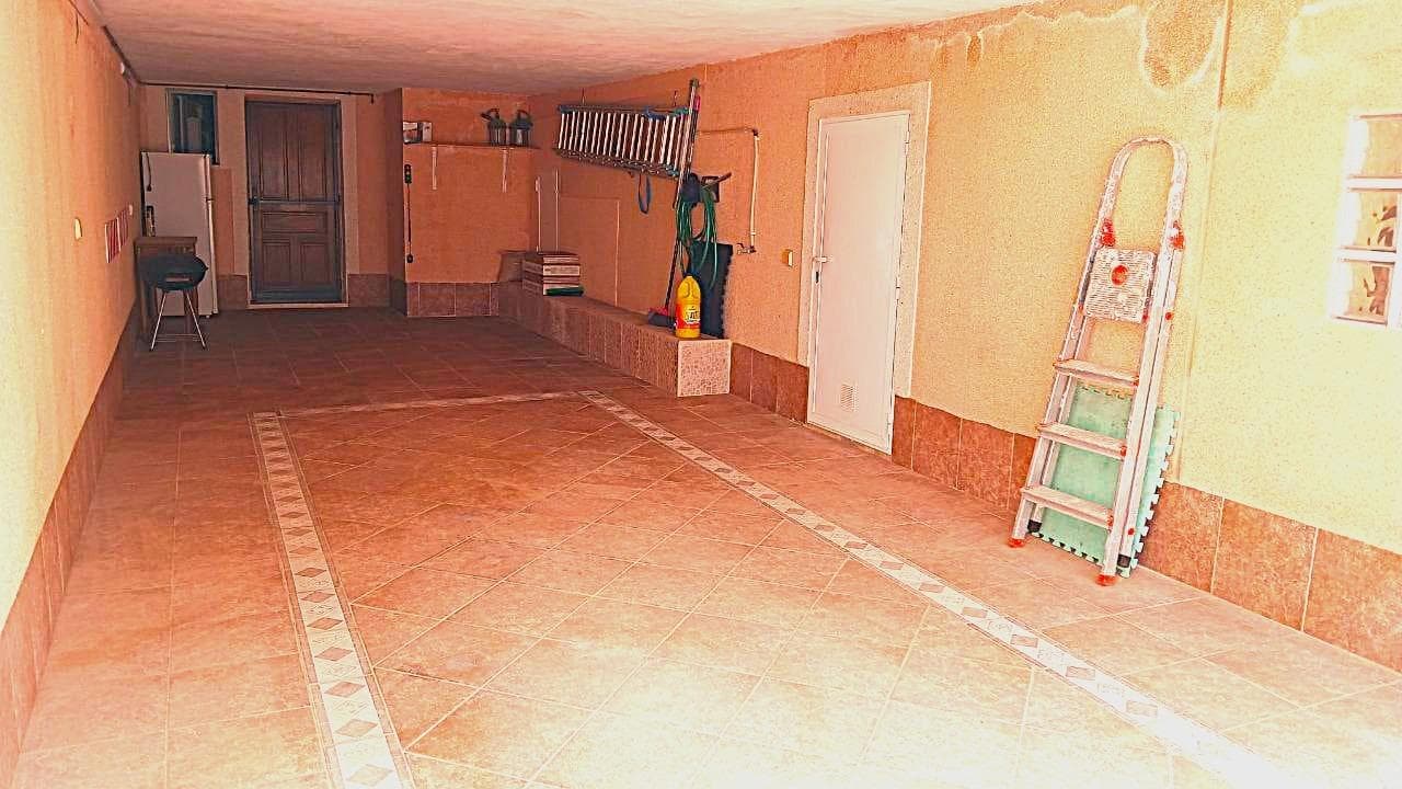 6 bed Townhouse in Orihuela Costa - 24