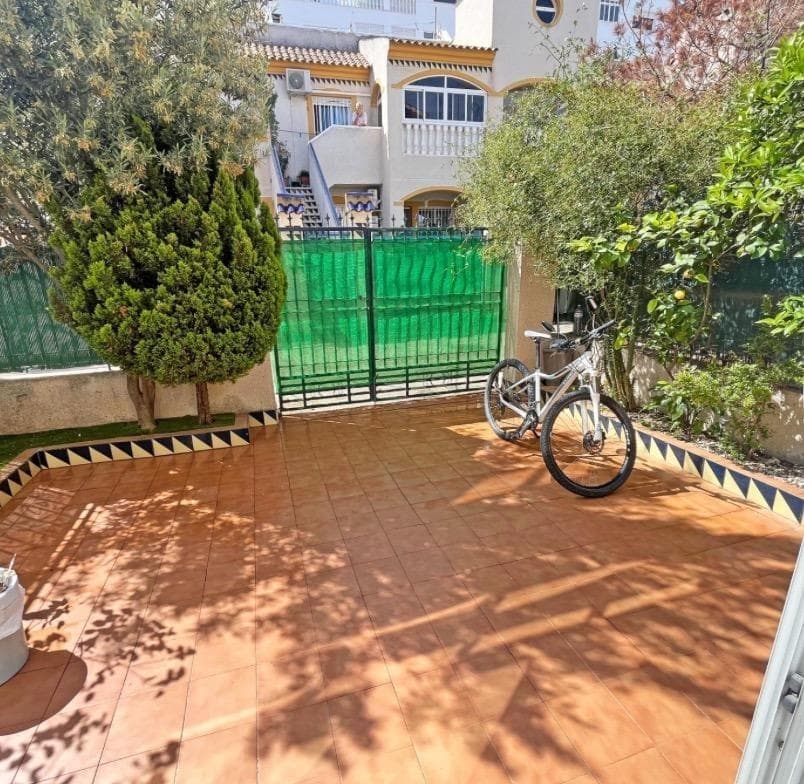 Adosada de 2 dormitorios en Guardamar del Segura - 19