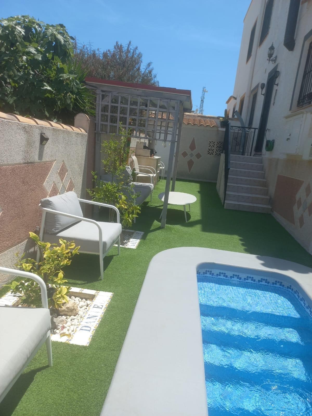 Geschakelde Woning met 3 slaapkamers in Orihuela Costa - 24