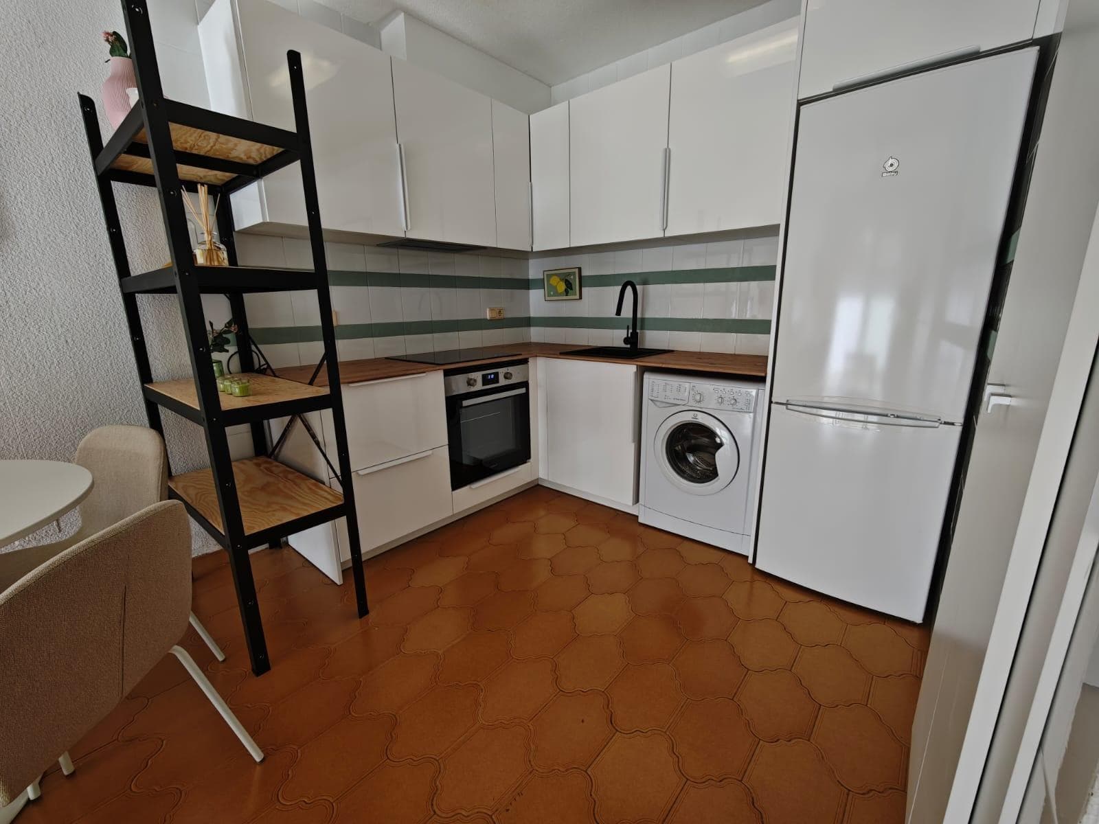 Tussenverdieping Appartement met 2 slaapkamers in Cabo Roig - 11