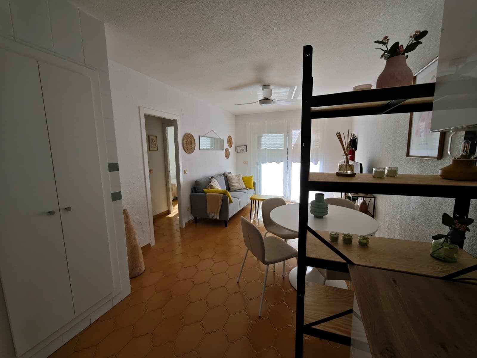 Tussenverdieping Appartement met 2 slaapkamers in Cabo Roig - 13