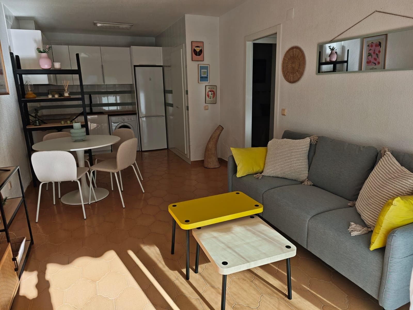 Tussenverdieping Appartement met 2 slaapkamers in Cabo Roig - 4