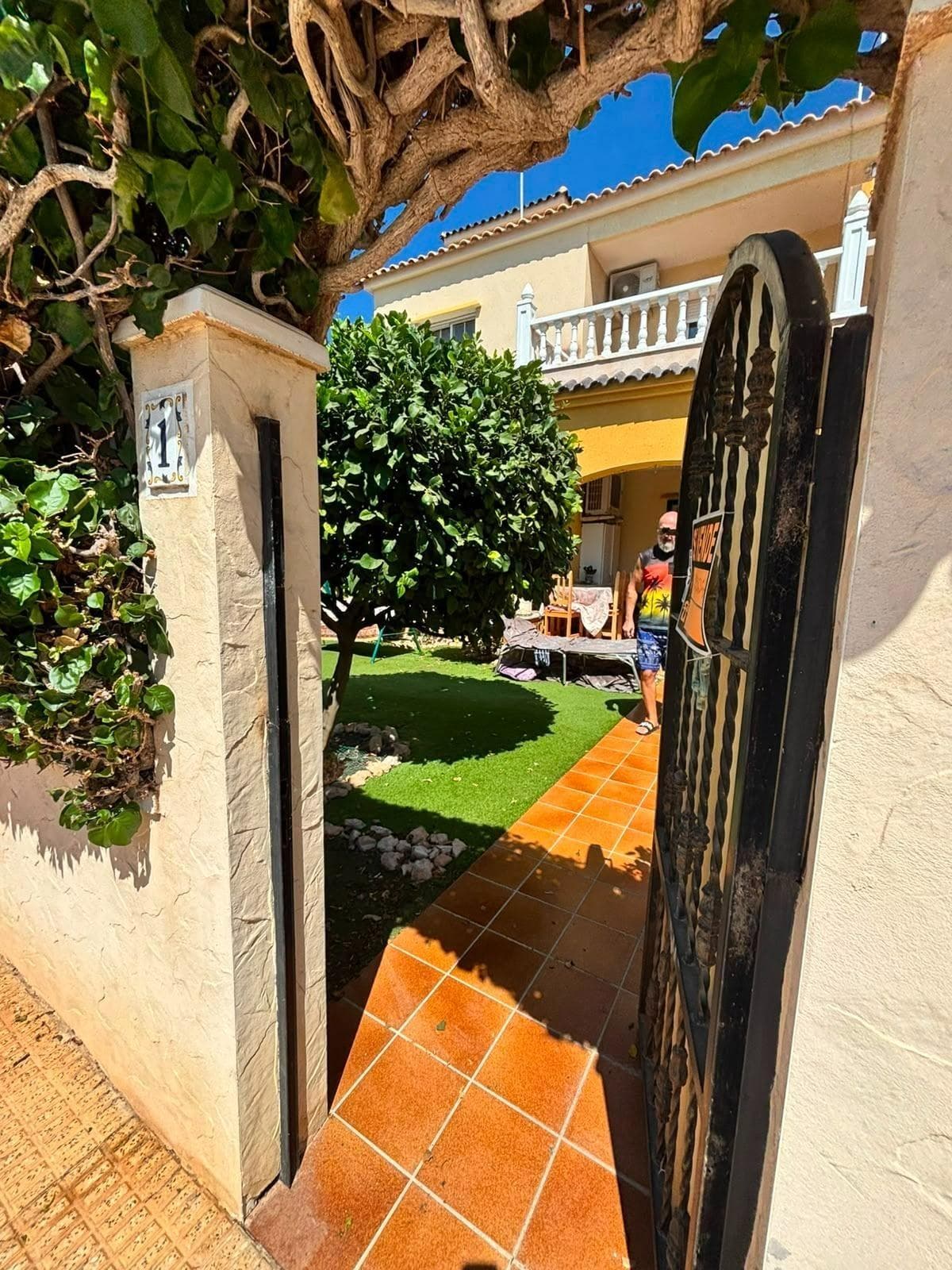 Villa - Chalet de 2 dormitorios en Orihuela Costa - 1