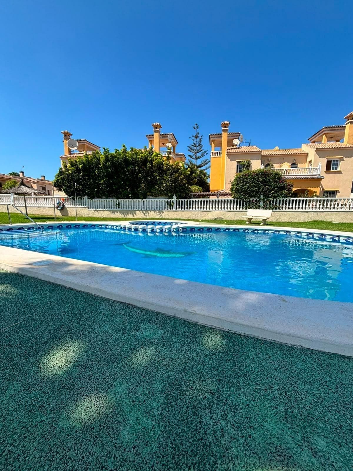 Villa - Chalet de 2 dormitorios en Orihuela Costa - 33