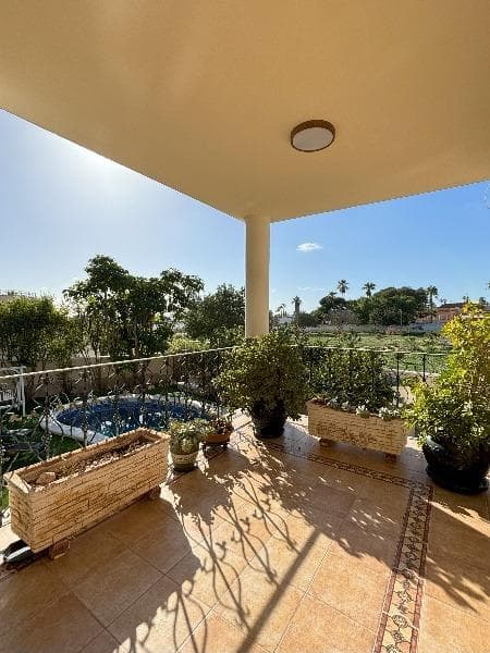 Vrijstaande Villa met 5 slaapkamers in Ciudad Quesada - 45