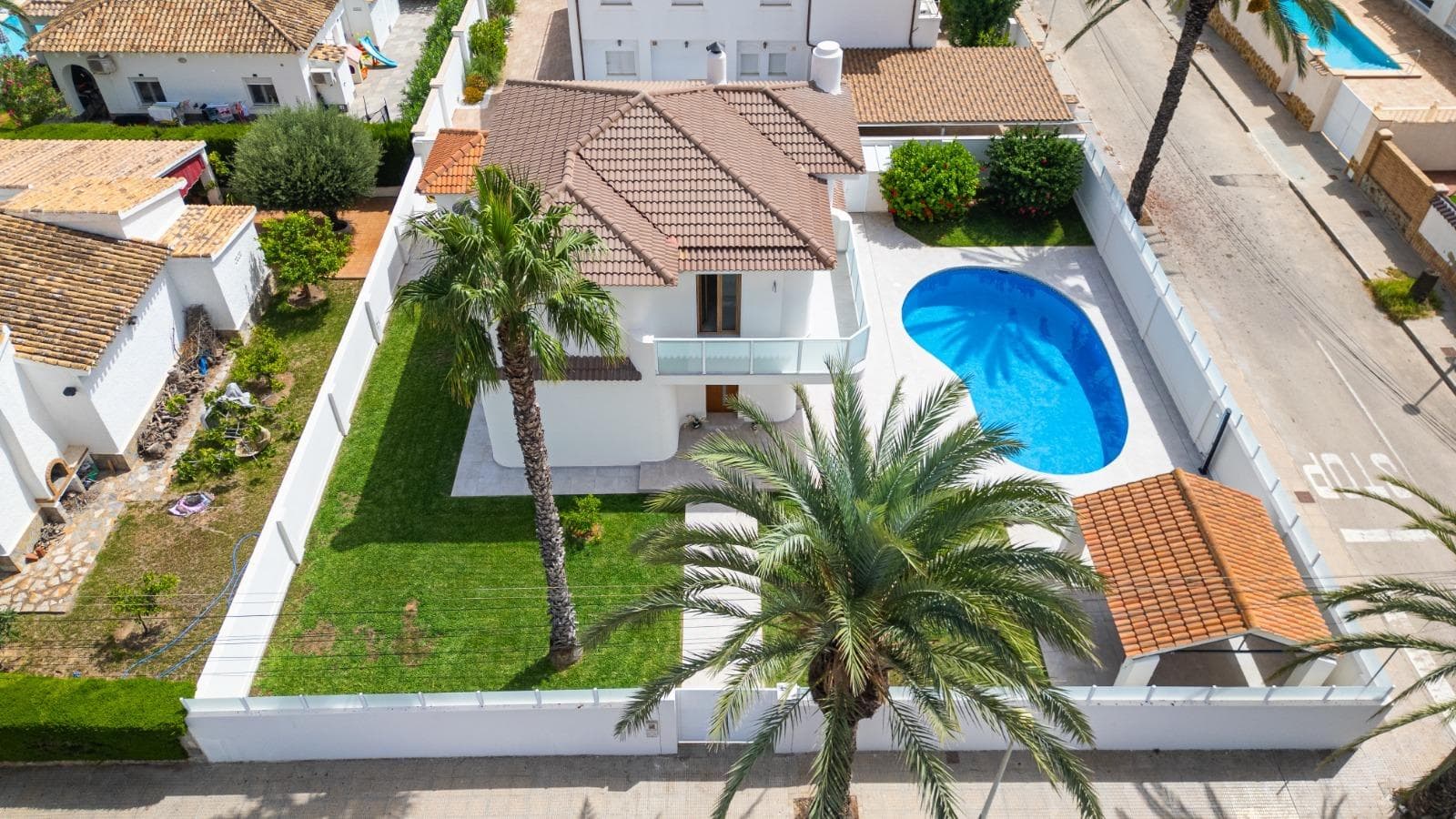 3 bed Detached Villa in Orihuela Costa - 2
