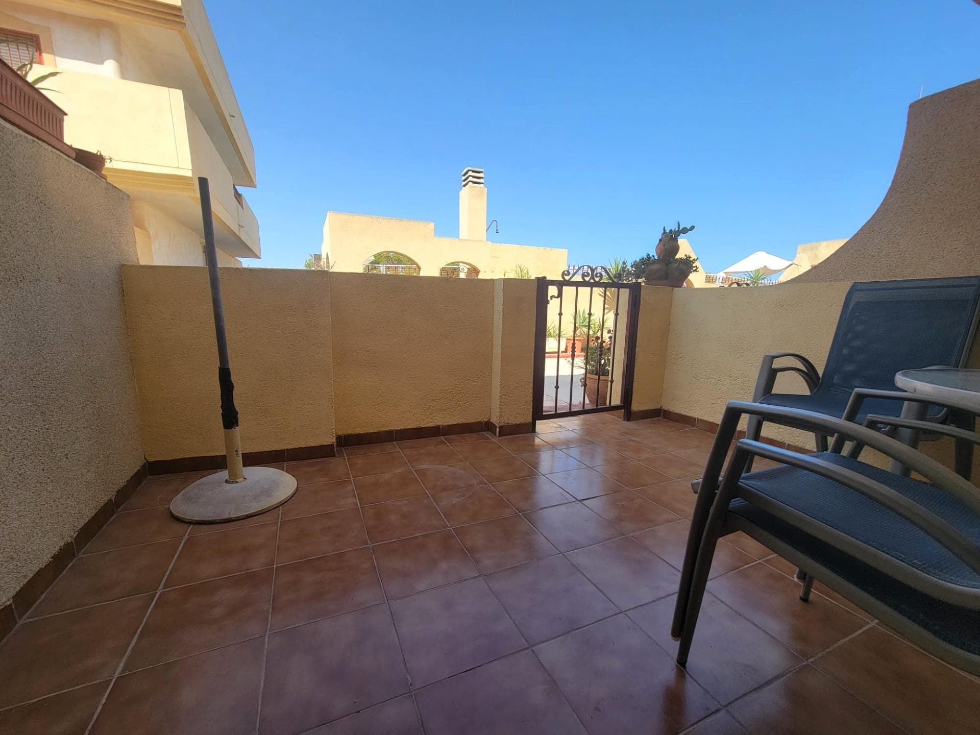 Adosada de 3 dormitorios en Orihuela Costa - 4