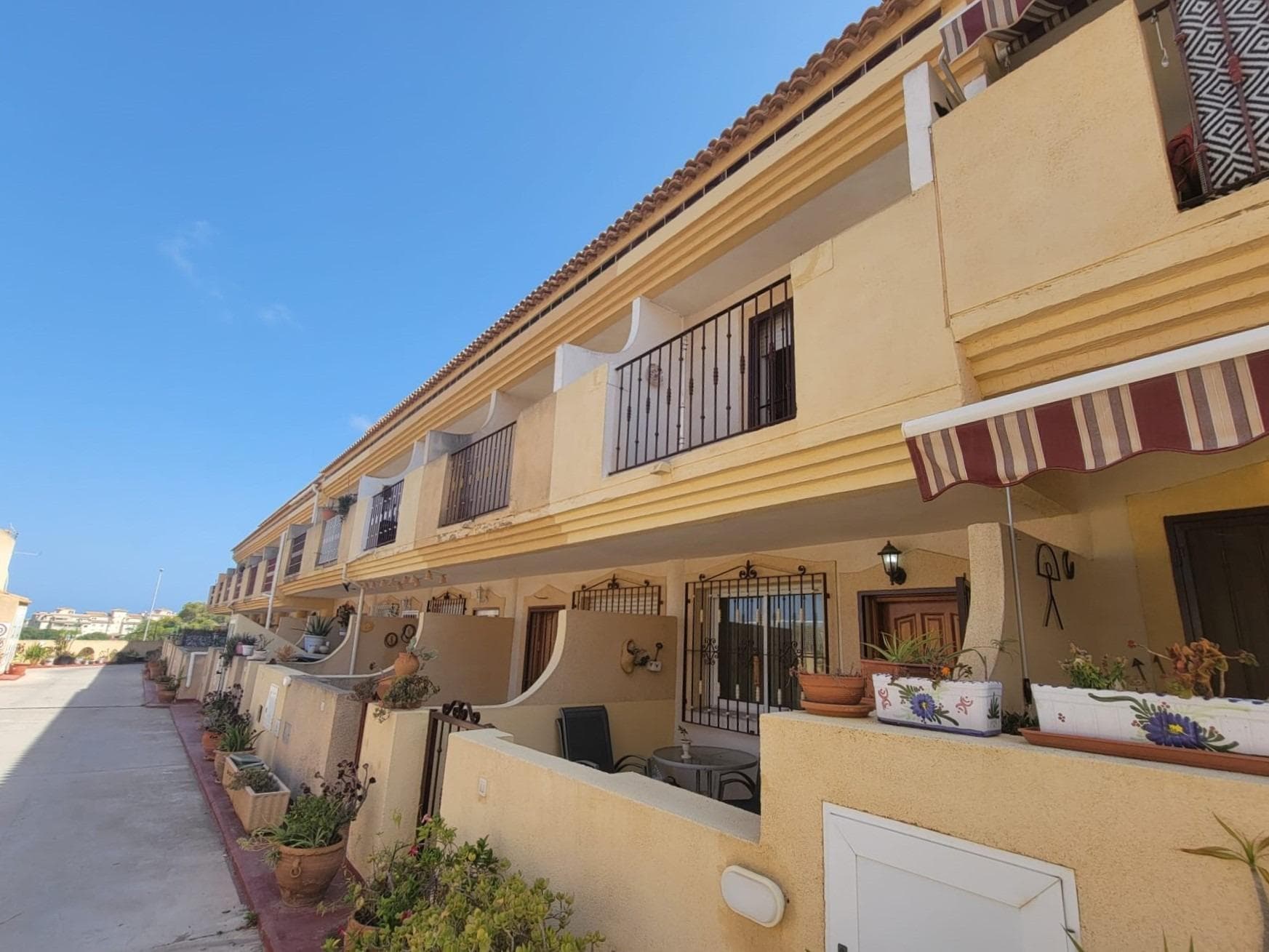 Adosada de 3 dormitorios en Orihuela Costa - 42