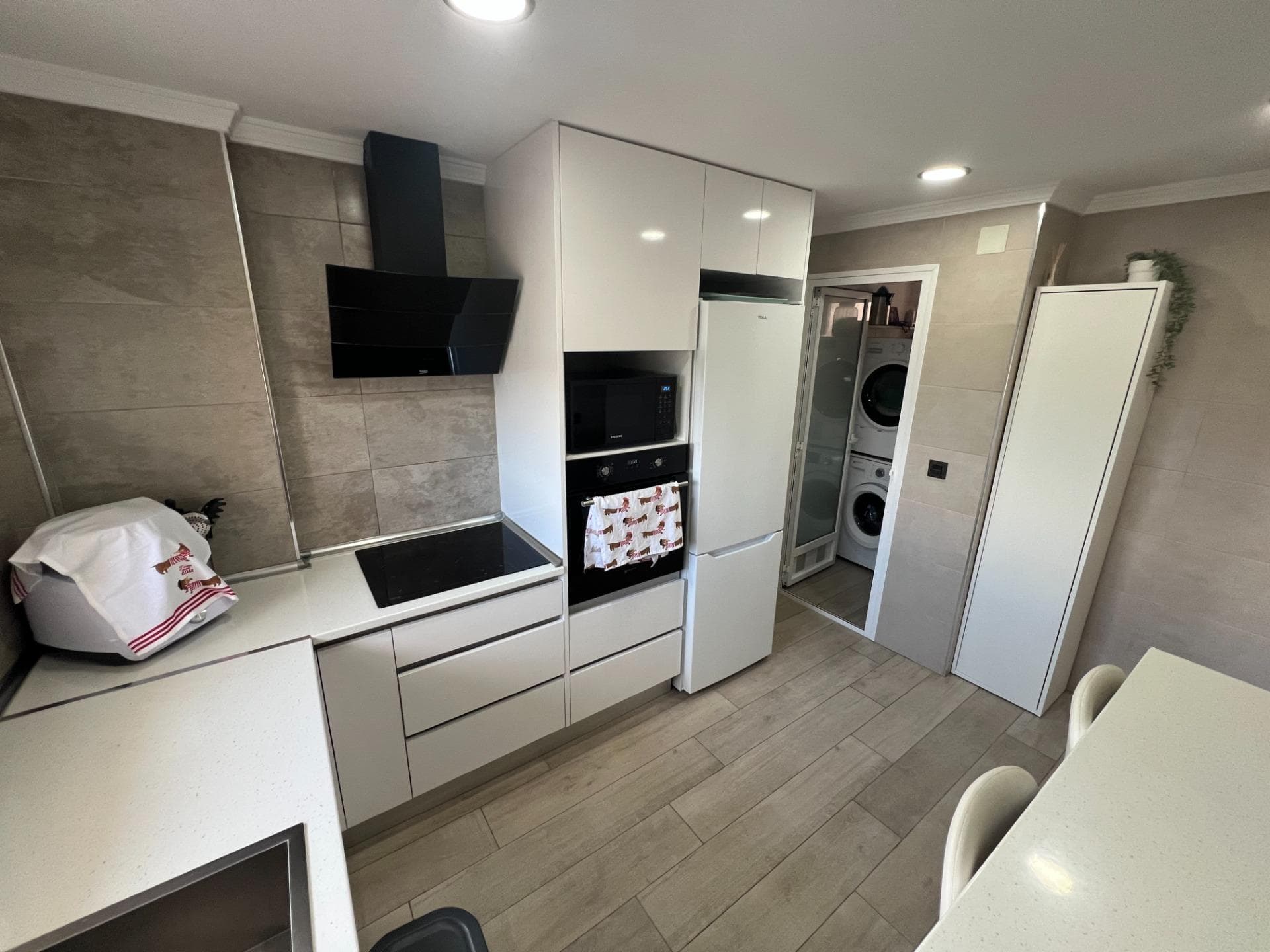 Apartamento Planta Media de 3 dormitorios en Dolores - 16