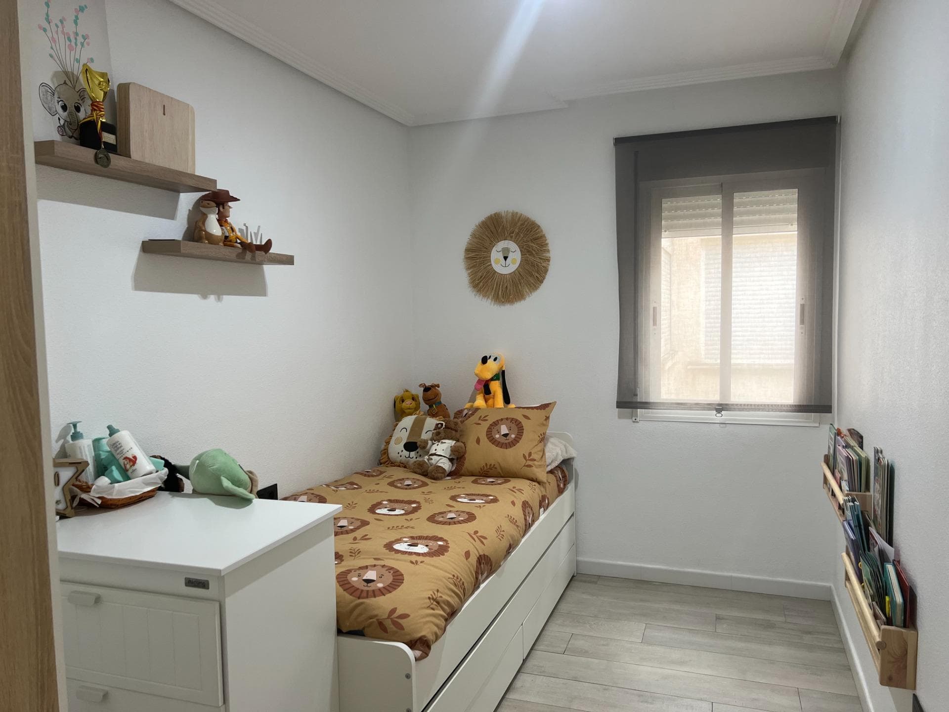 Apartamento Planta Media de 3 dormitorios en Dolores - 9