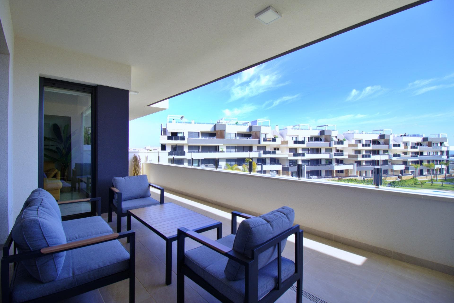 Tussenverdieping Appartement met 2 slaapkamers in Orihuela Costa - 23