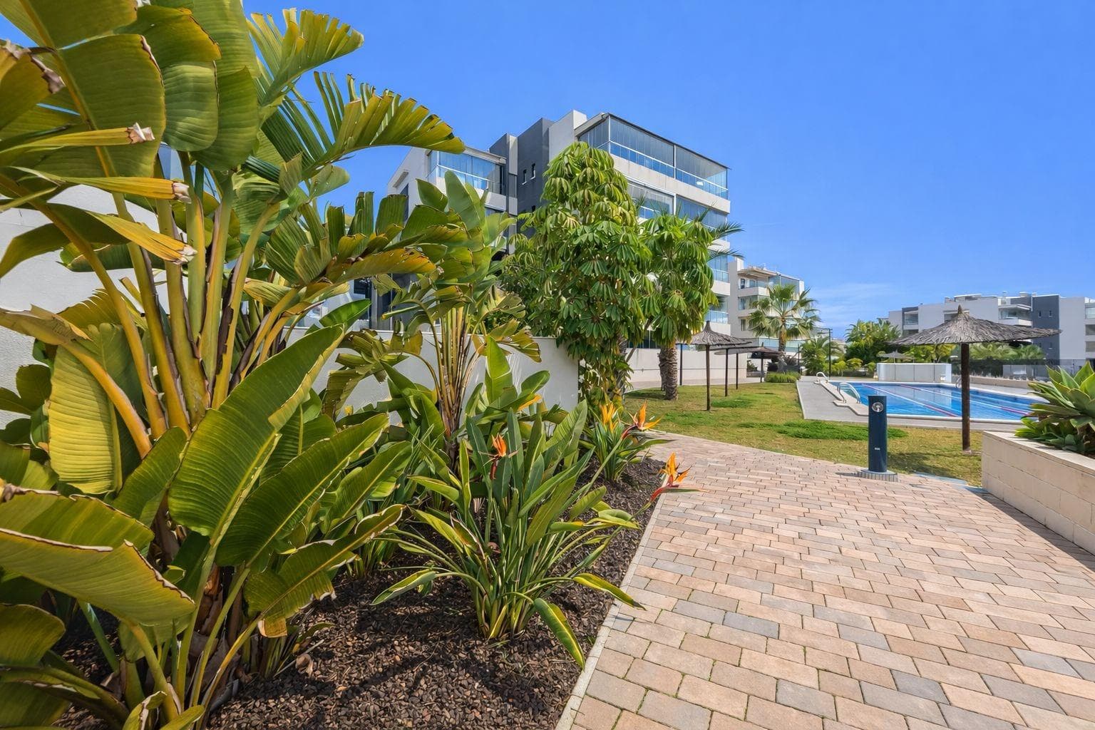 Apartamento Planta Media de 3 dormitorios en Orihuela Costa - 23