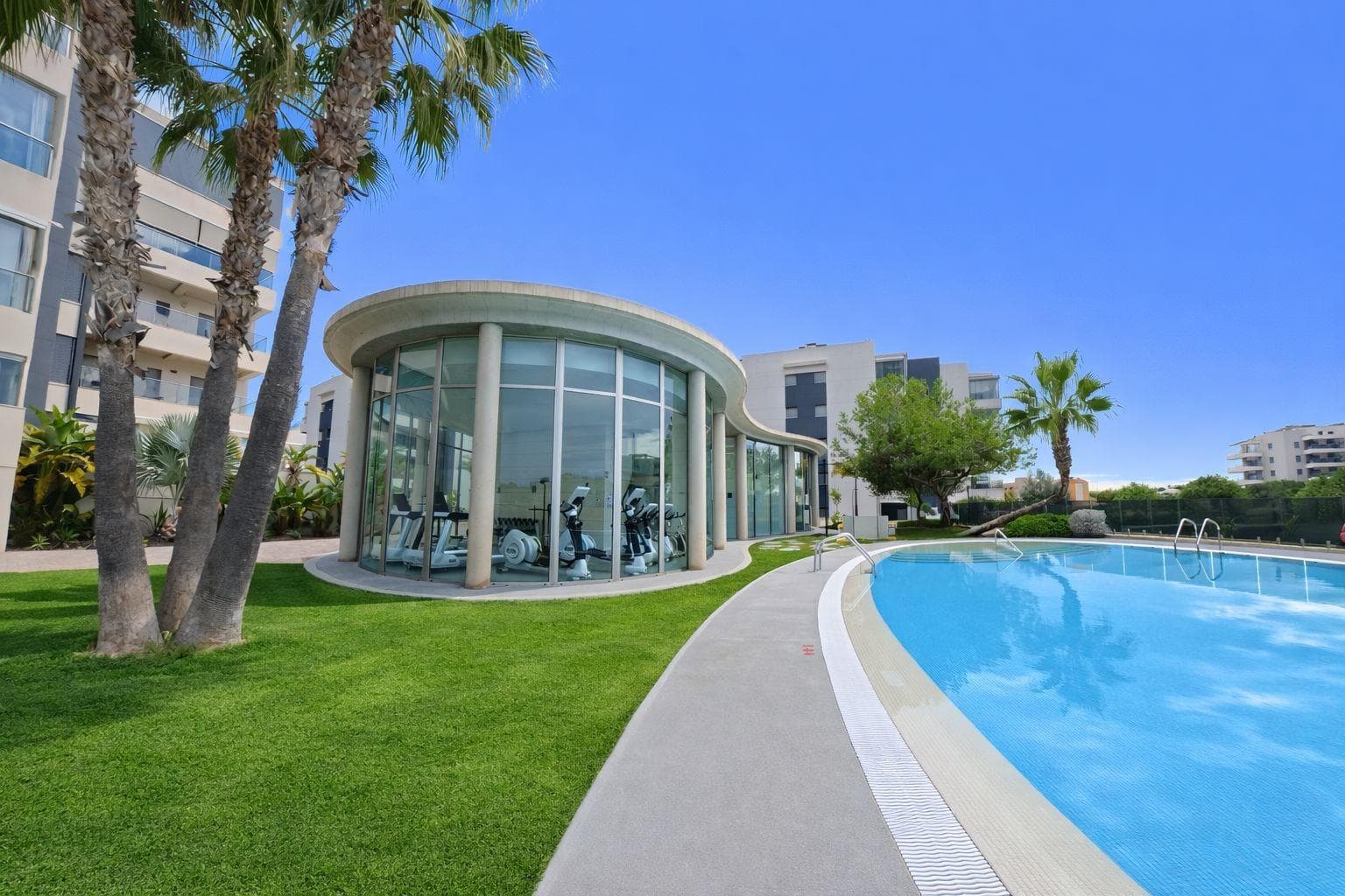 Apartamento Planta Media de 3 dormitorios en Orihuela Costa - 25