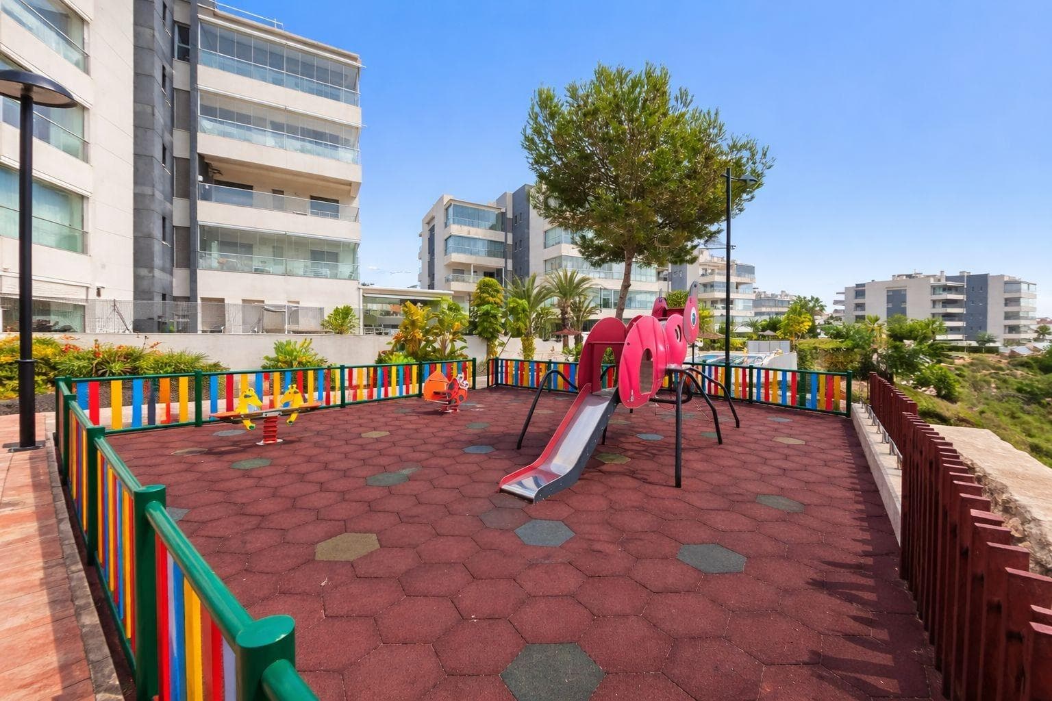 Apartamento Planta Media de 3 dormitorios en Orihuela Costa - 26