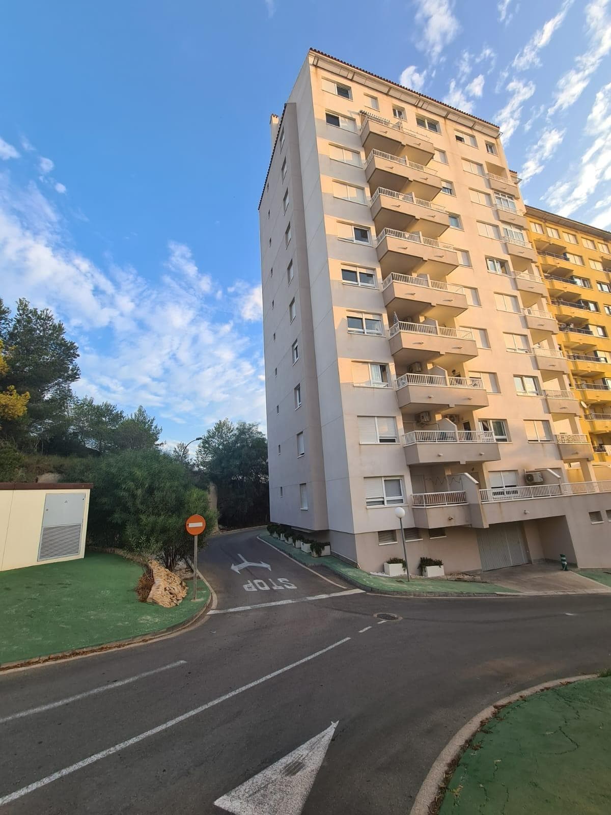 3 bed Middle Floor Apartment in Orihuela Costa - 38