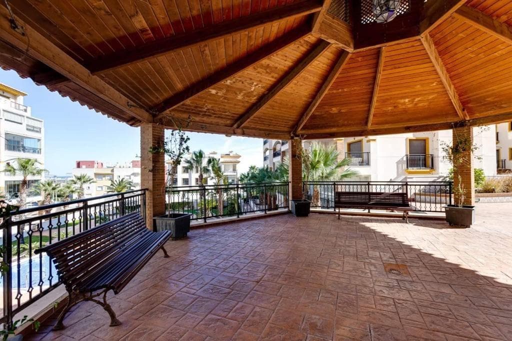 Tussenverdieping Appartement met 2 slaapkamers in Guardamar del Segura - 8