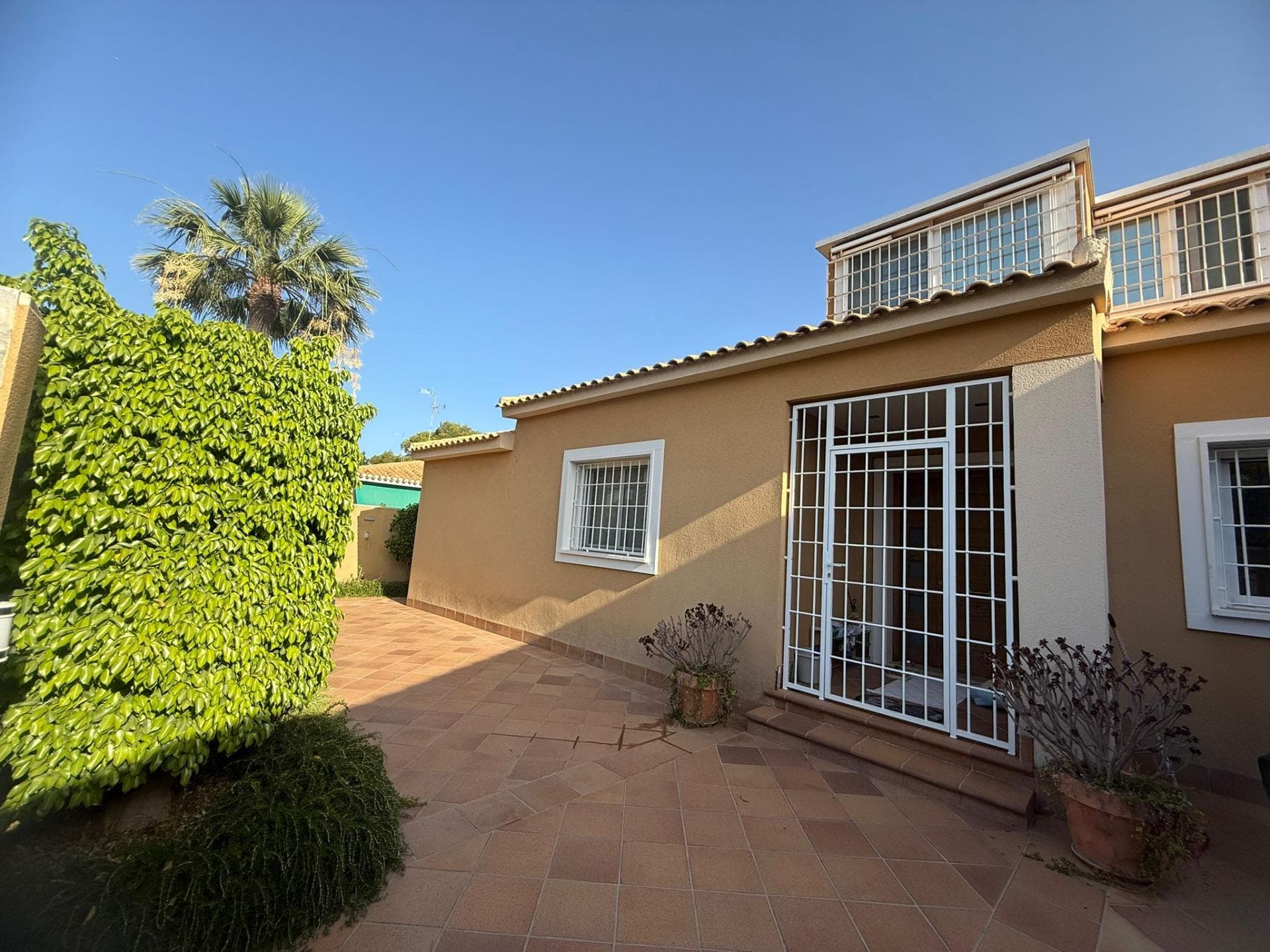 Adosada de 5 dormitorios en Orihuela Costa - 12