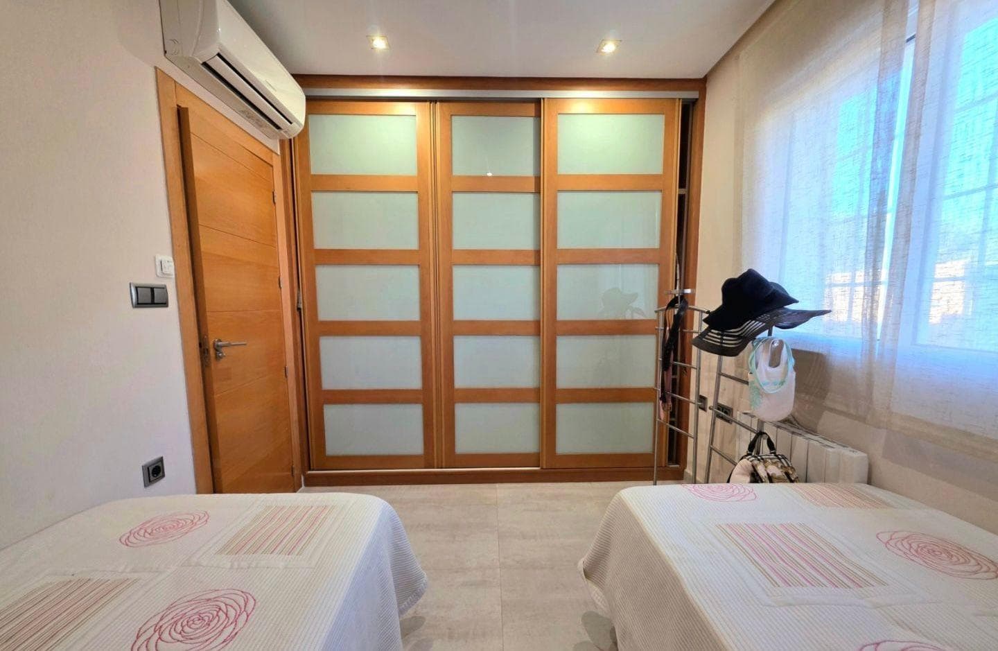 Adosada de 5 dormitorios en Orihuela Costa - 27