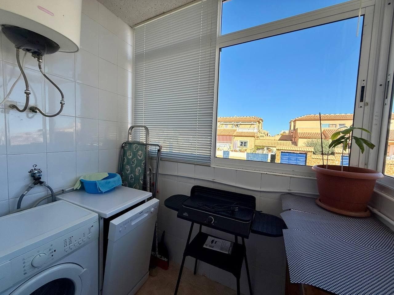 2 bed Middle Floor Apartment in Orihuela - 21