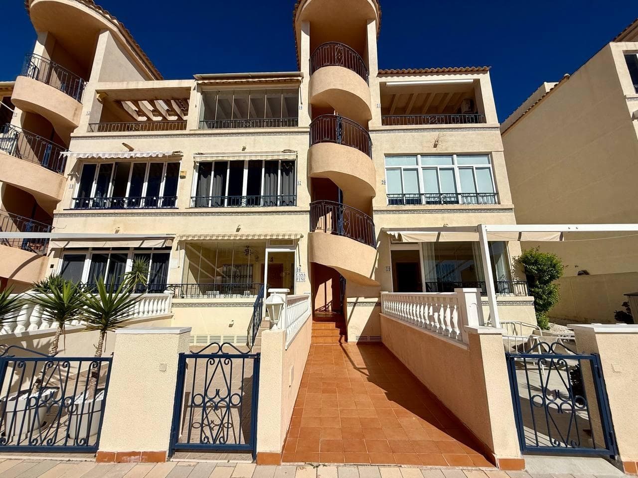 2 bed Middle Floor Apartment in Orihuela - 27