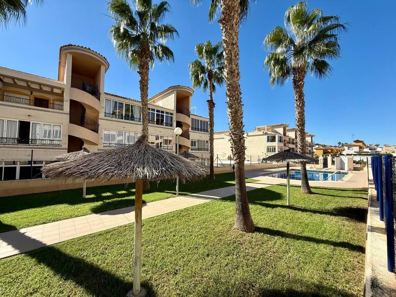 2 bed Middle Floor Apartment in Orihuela - 31