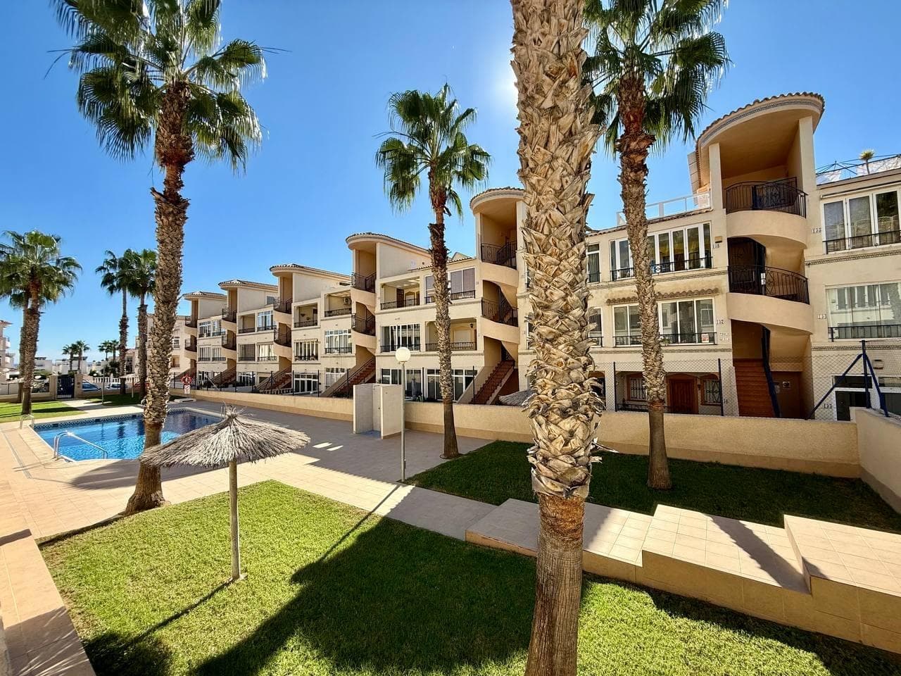 2 bed Middle Floor Apartment in Orihuela - 32