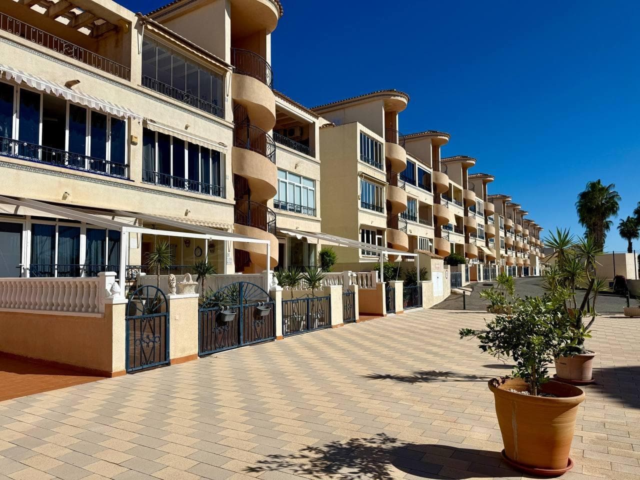2 bed Middle Floor Apartment in Orihuela - 33