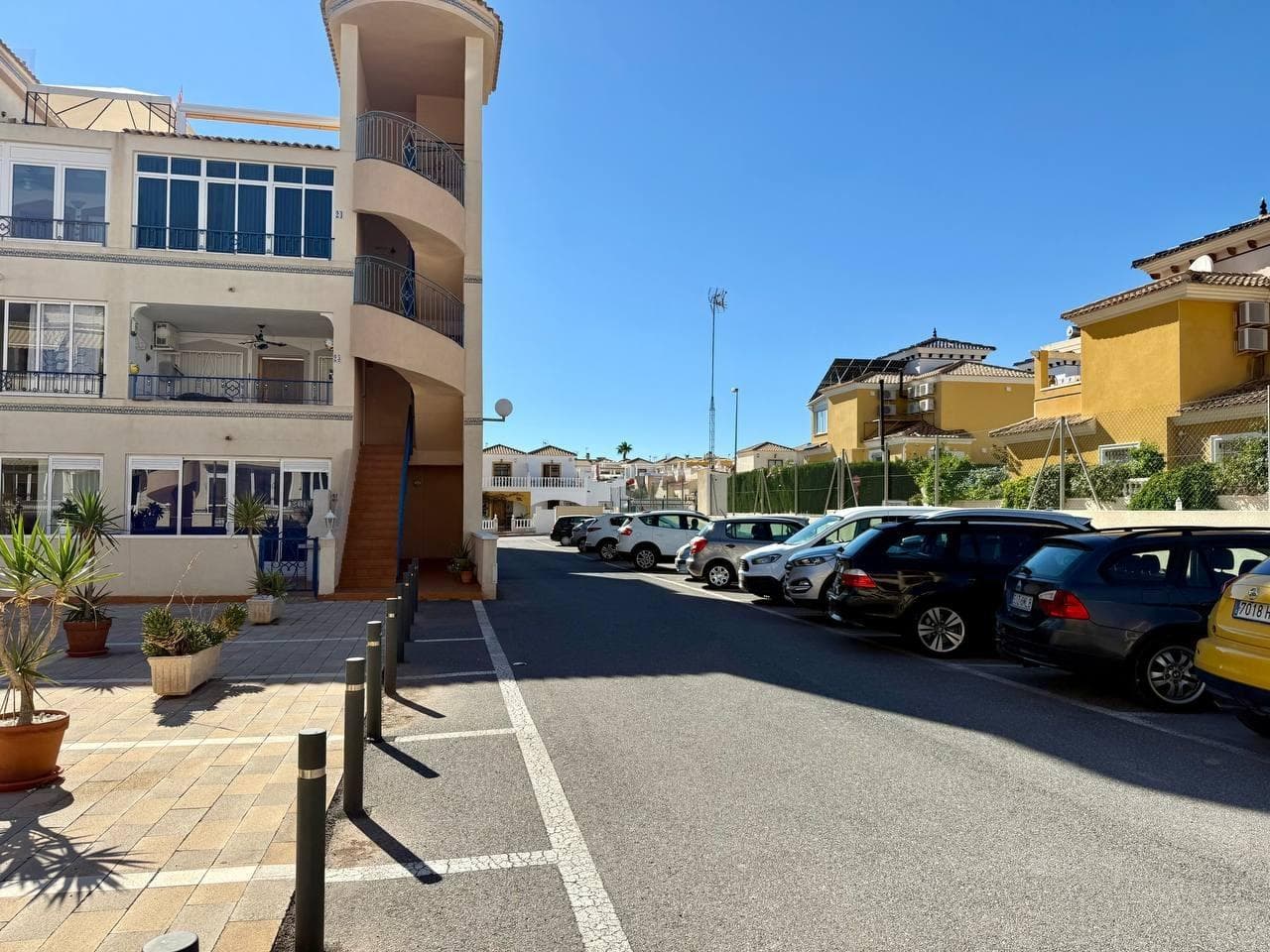 2 bed Middle Floor Apartment in Orihuela - 34
