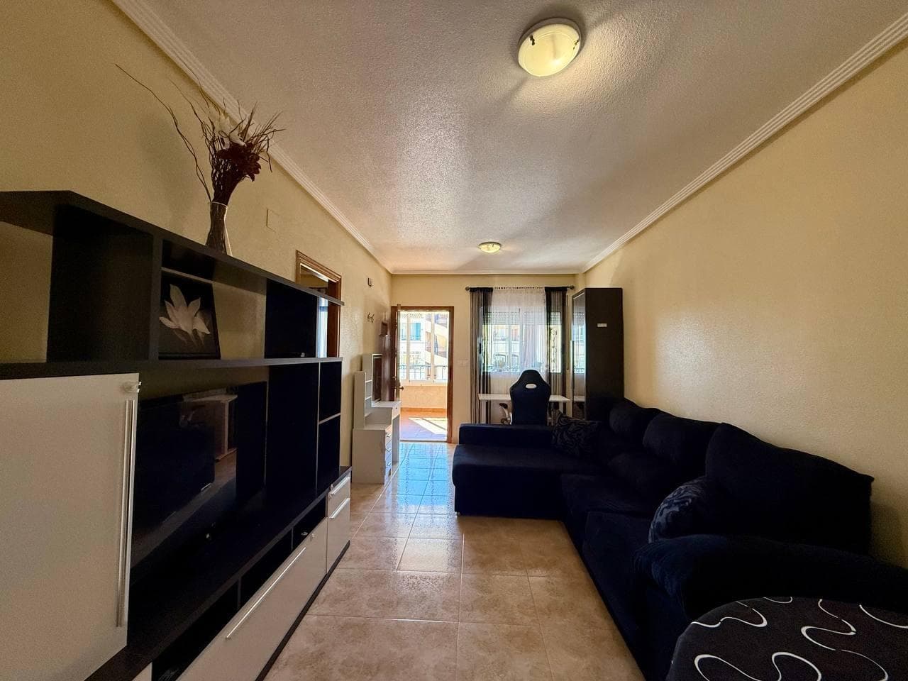 2 bed Middle Floor Apartment in Orihuela - 4