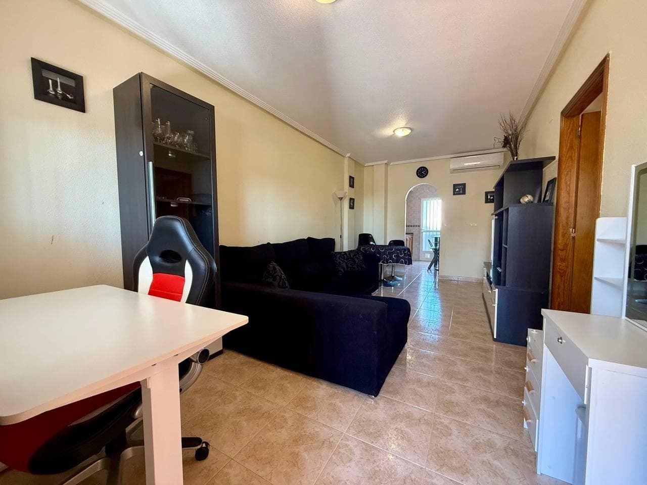 2 bed Middle Floor Apartment in Orihuela - 6