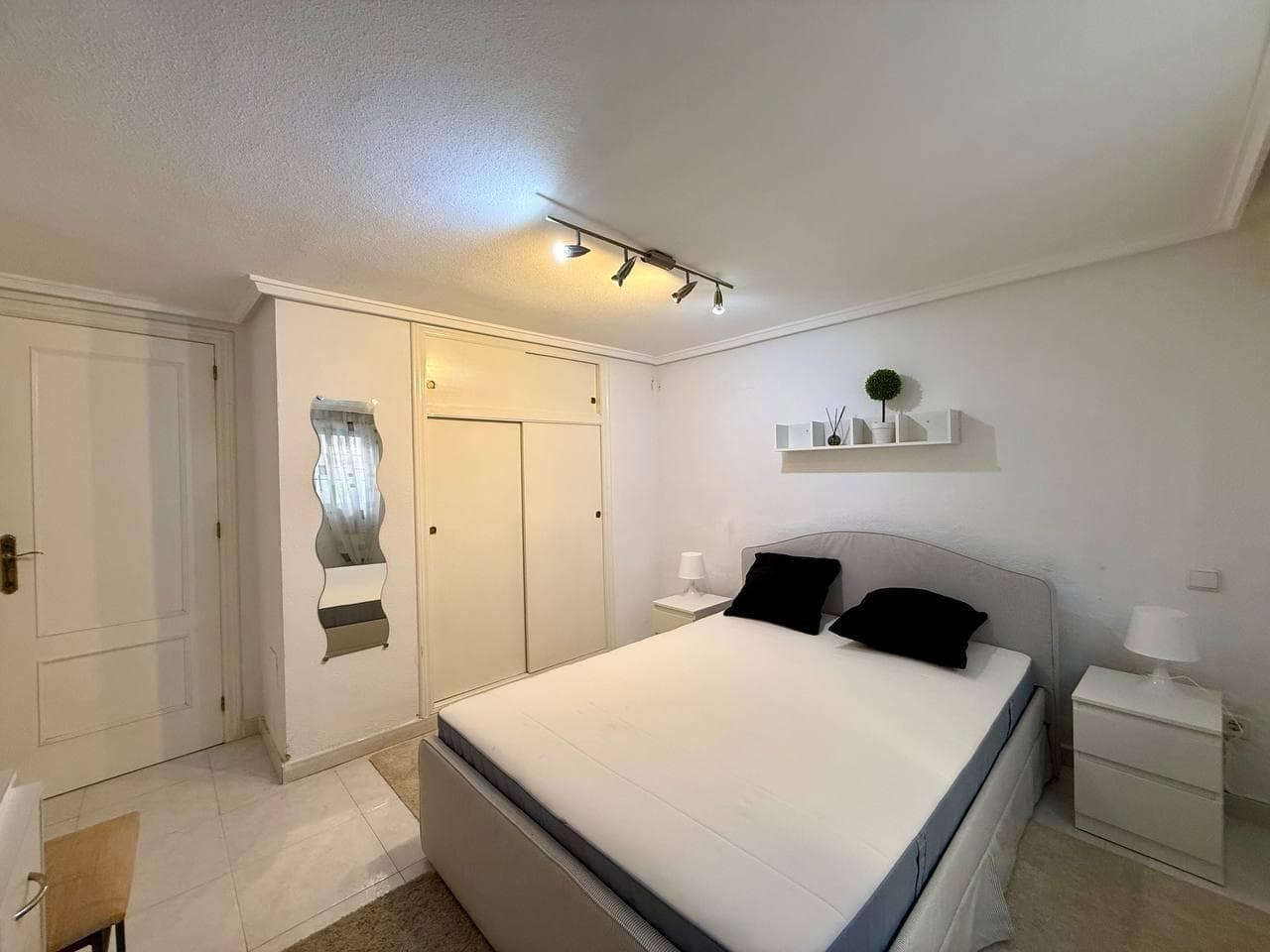 Vrijstaande Villa met 4 slaapkamers in Orihuela Costa - 45