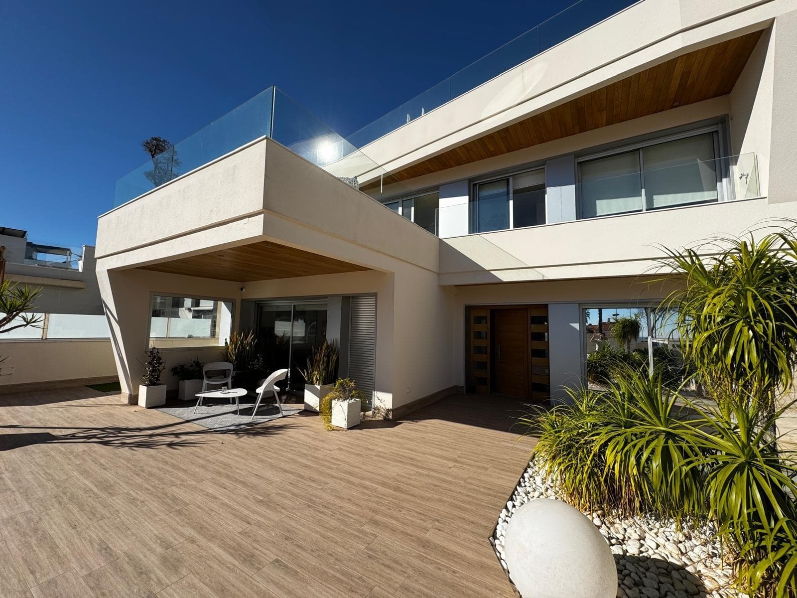 Villa - Chalet de 4 dormitorios en Orihuela Costa - 1