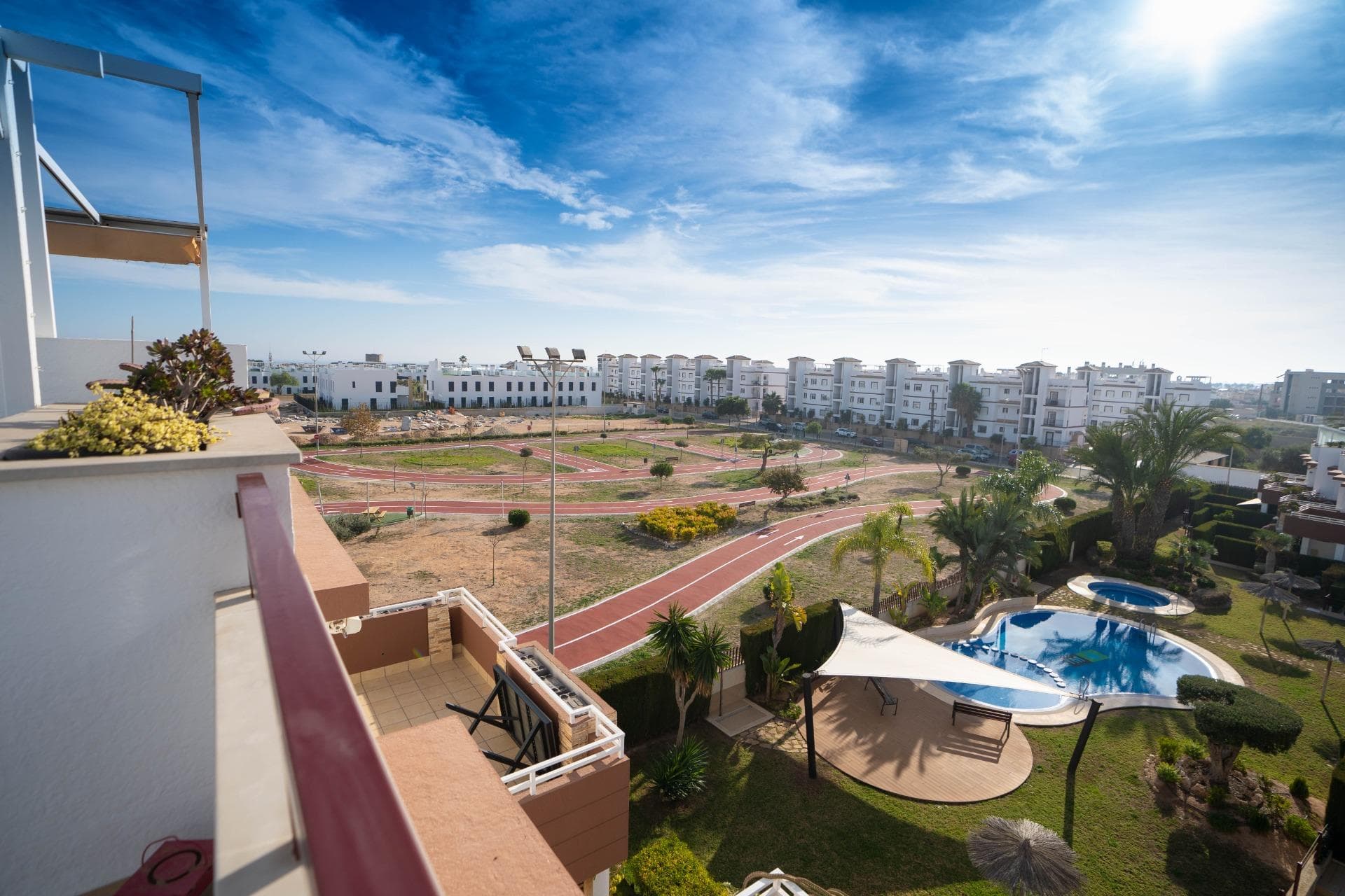 Apartamento Planta Media de 2 dormitorios en Orihuela Costa - 11