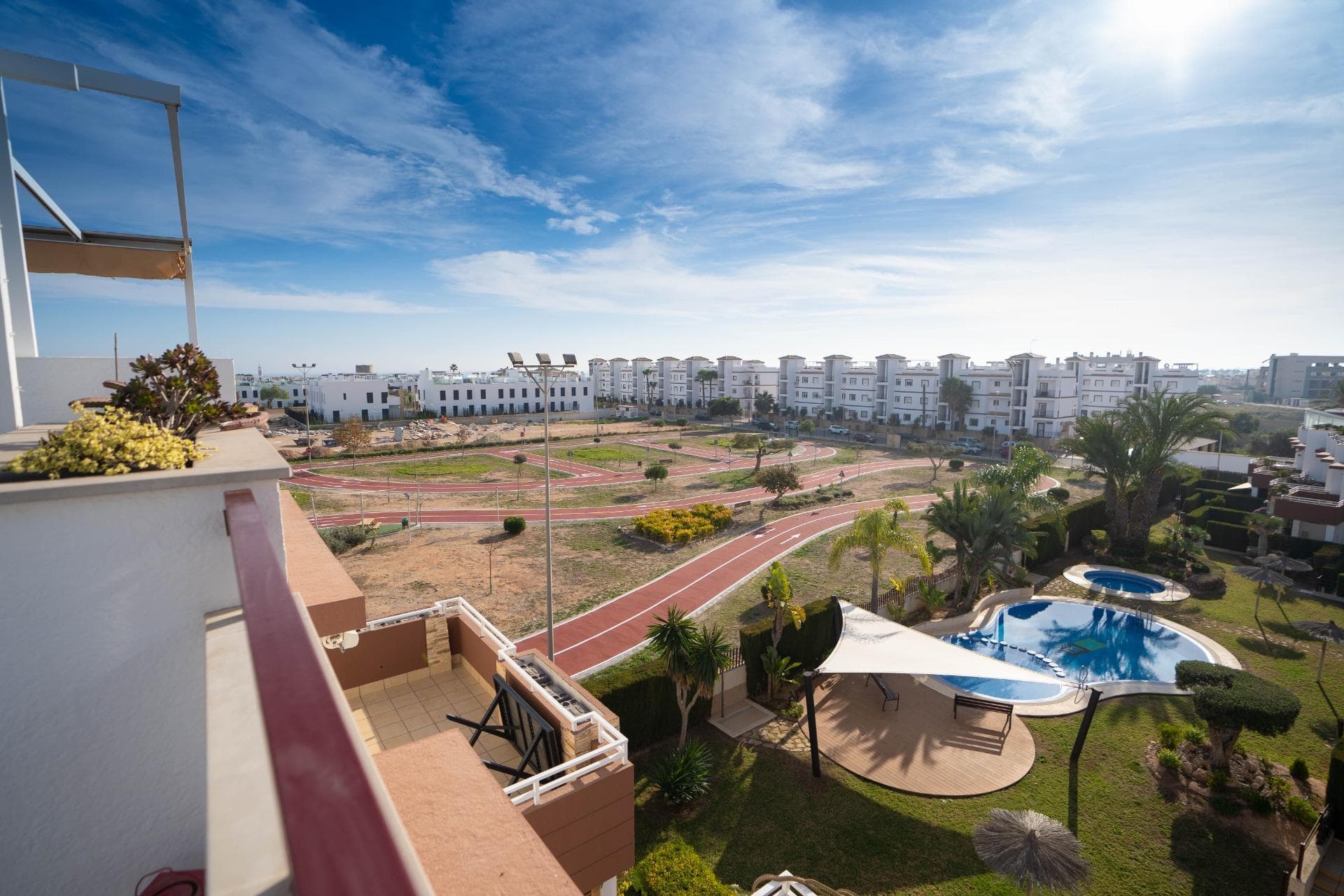 Apartamento Planta Media de 2 dormitorios en Orihuela Costa - 2