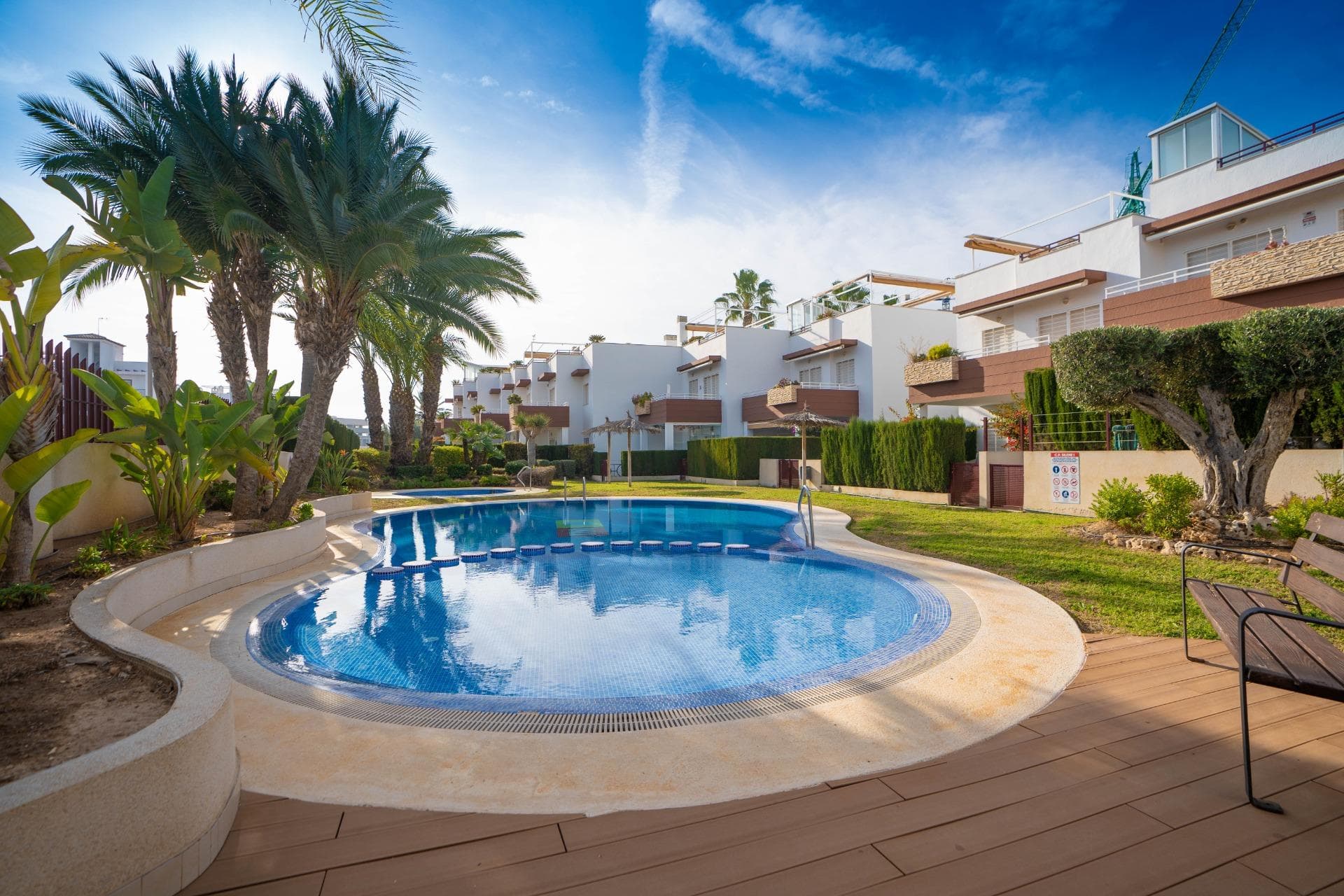 Apartamento Planta Media de 2 dormitorios en Orihuela Costa - 28