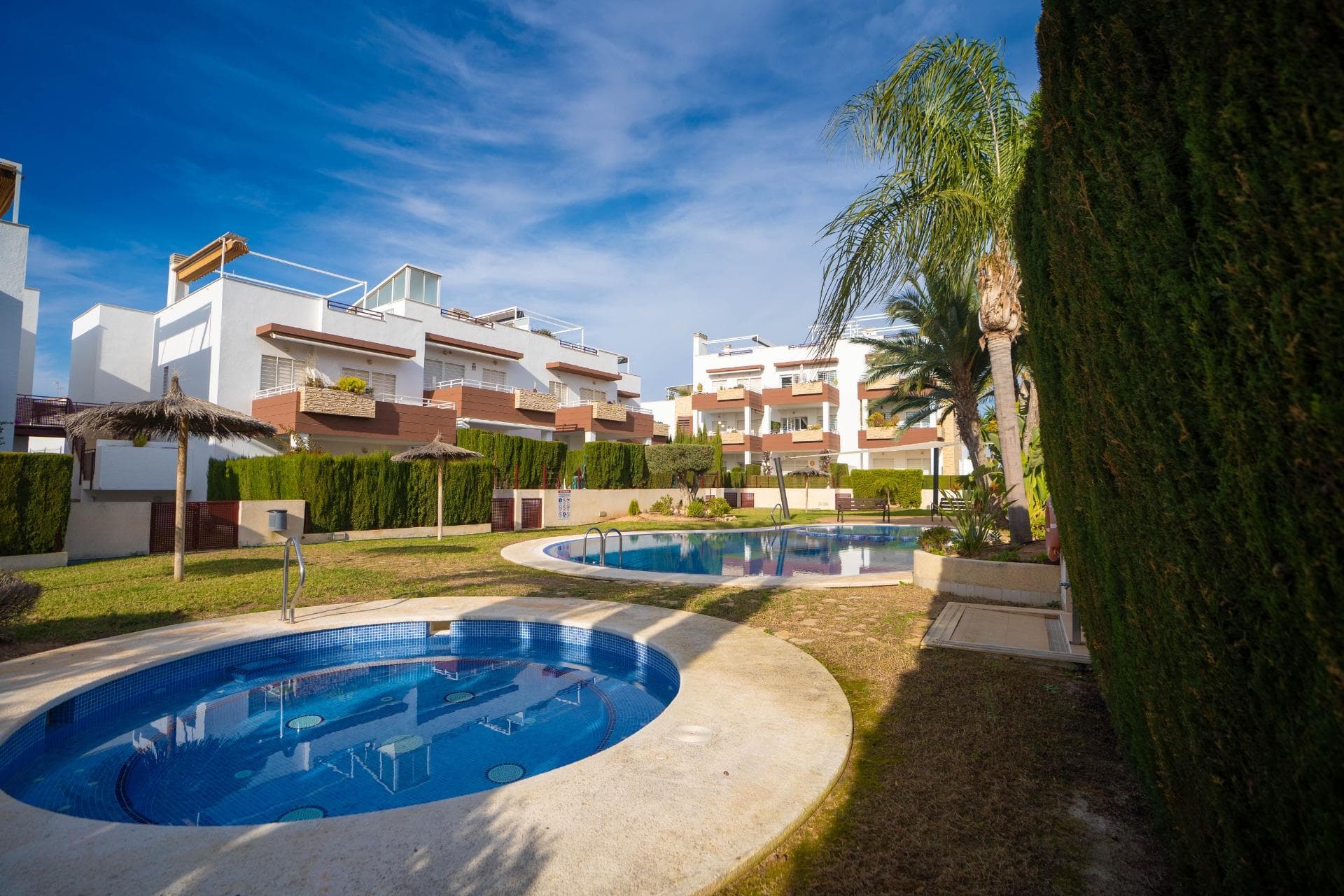 Apartamento Planta Media de 2 dormitorios en Orihuela Costa - 31