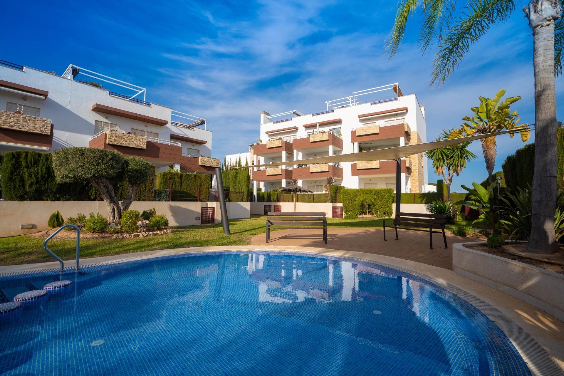Apartamento Planta Media de 2 dormitorios en Orihuela Costa - 33
