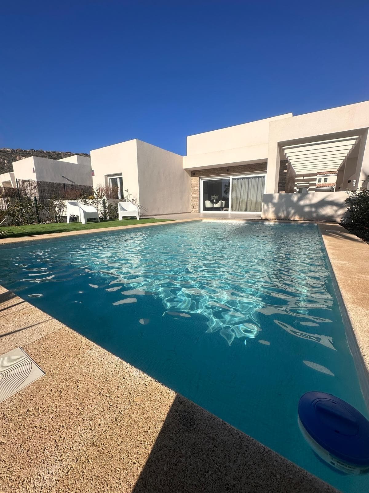 Villa - Chalet de 4 dormitorios en Algorfa - 1