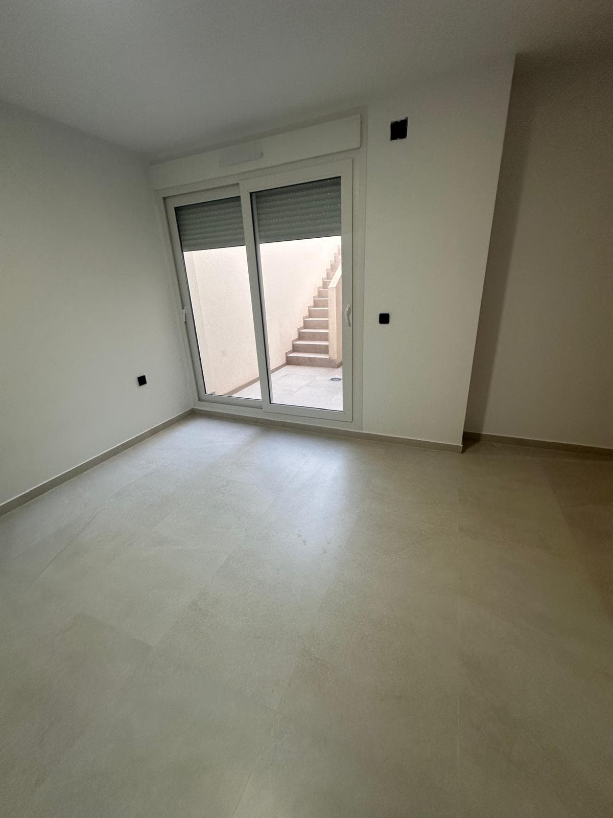 Villa - Chalet de 4 dormitorios en Algorfa - 28