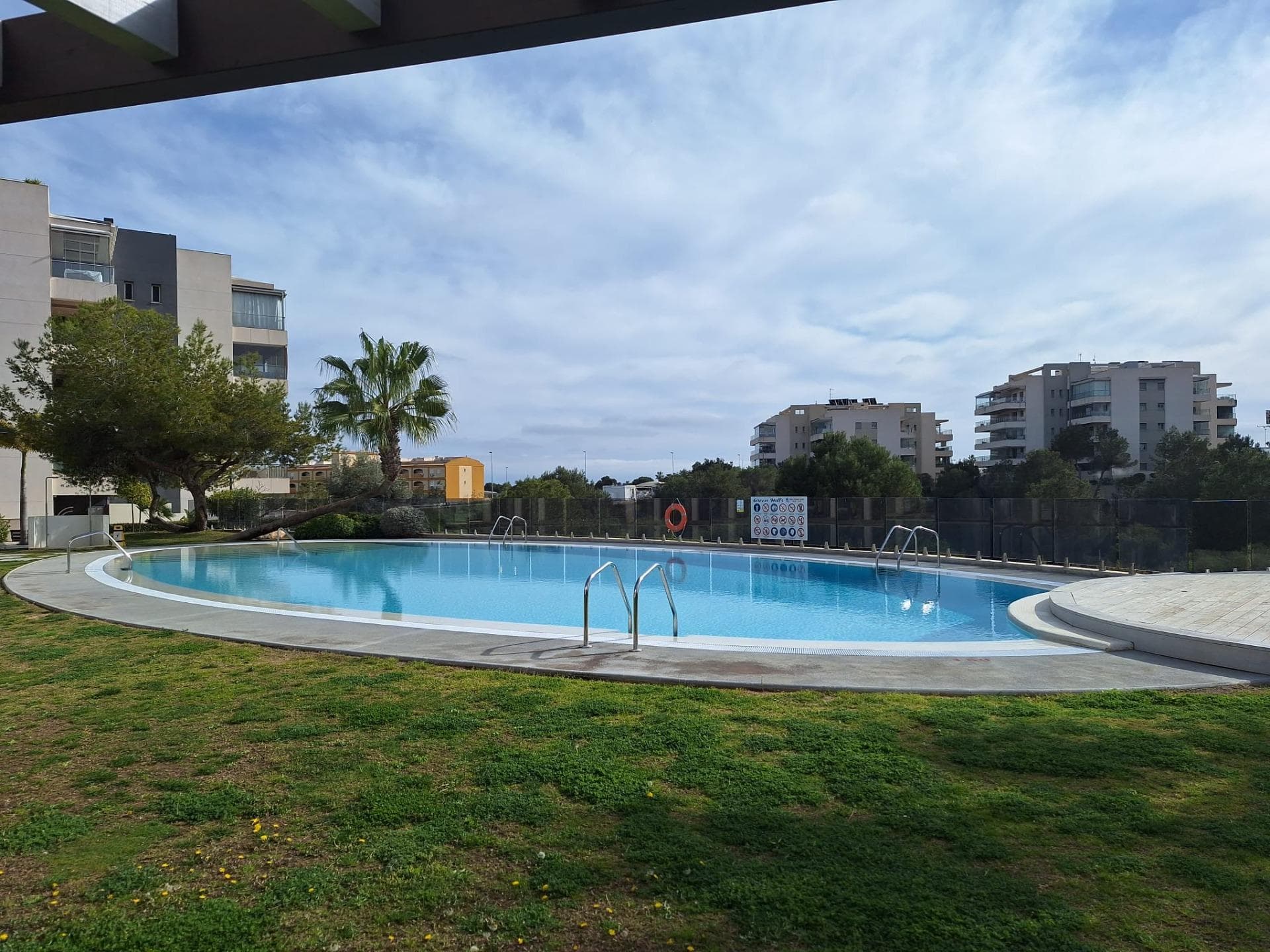 Apartamento Planta Media de 3 dormitorios en Orihuela Costa - 39