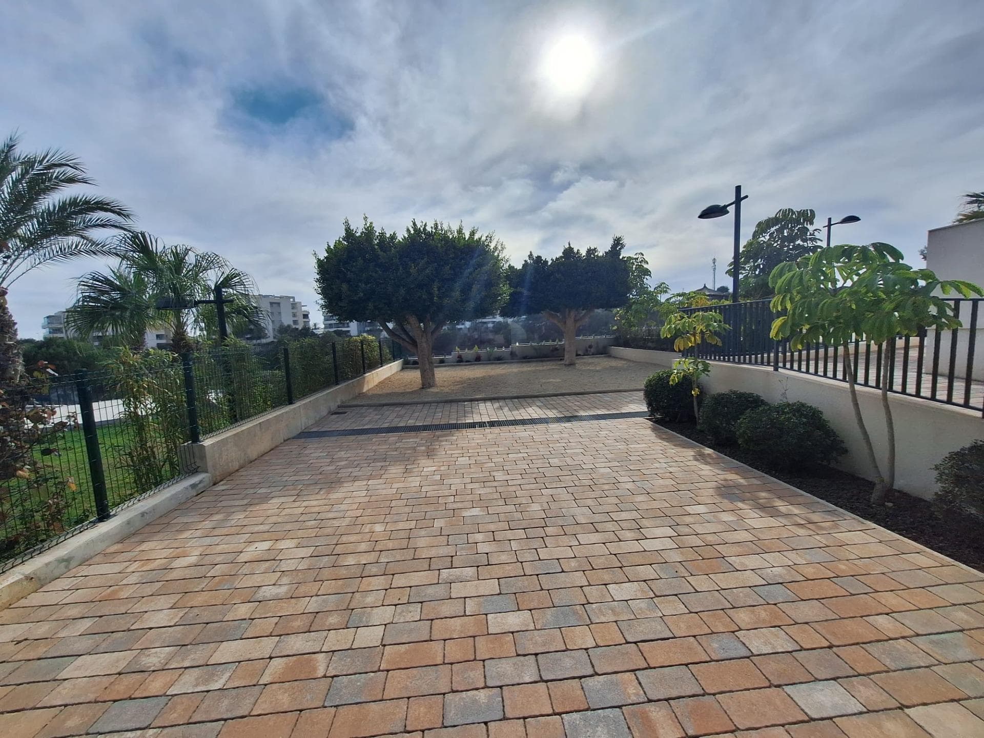 Apartamento Planta Media de 3 dormitorios en Orihuela Costa - 48