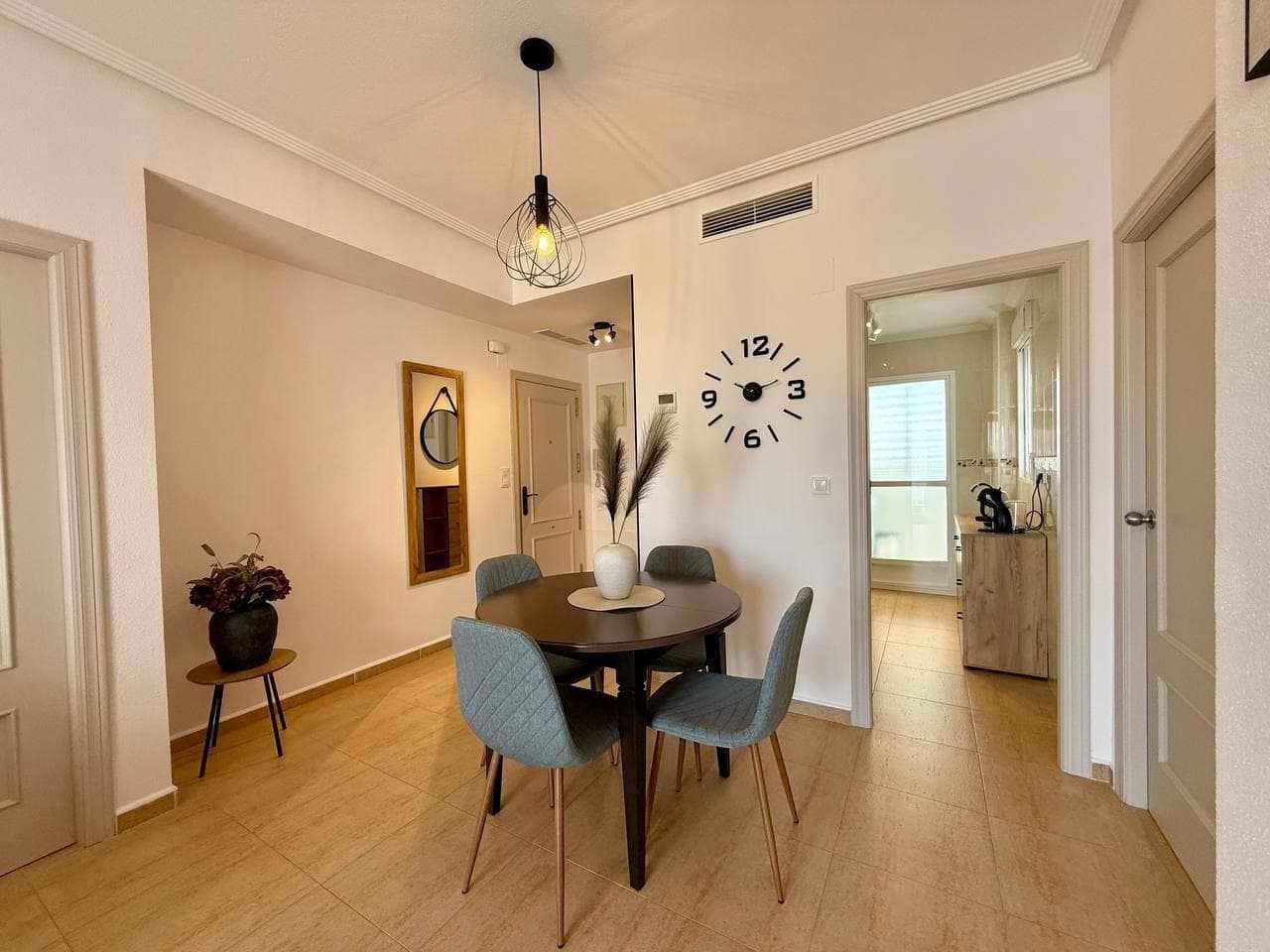 Apartamento Planta Media de 3 dormitorios en Guardamar del Segura - 13