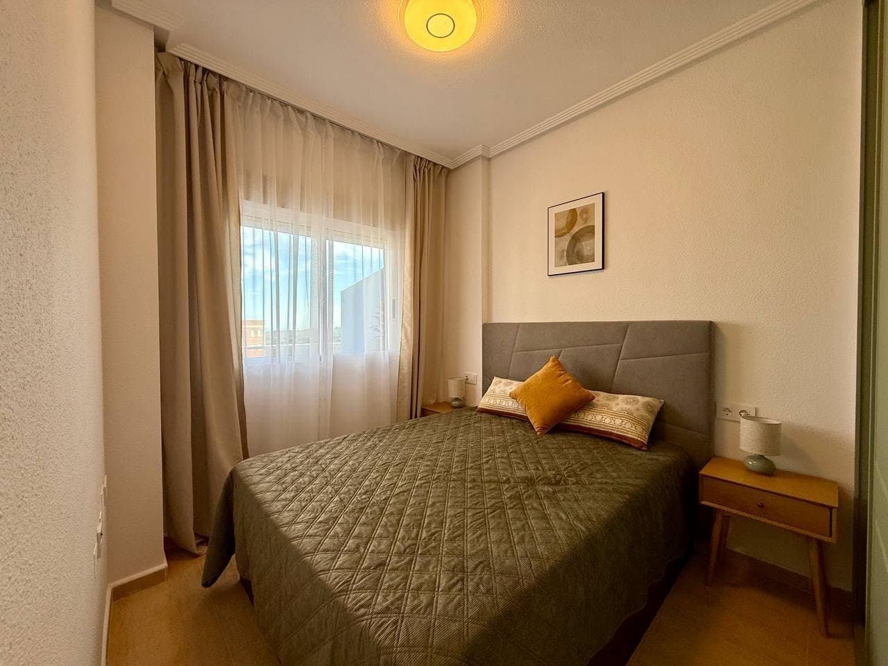 Apartamento Planta Media de 3 dormitorios en Guardamar del Segura - 25
