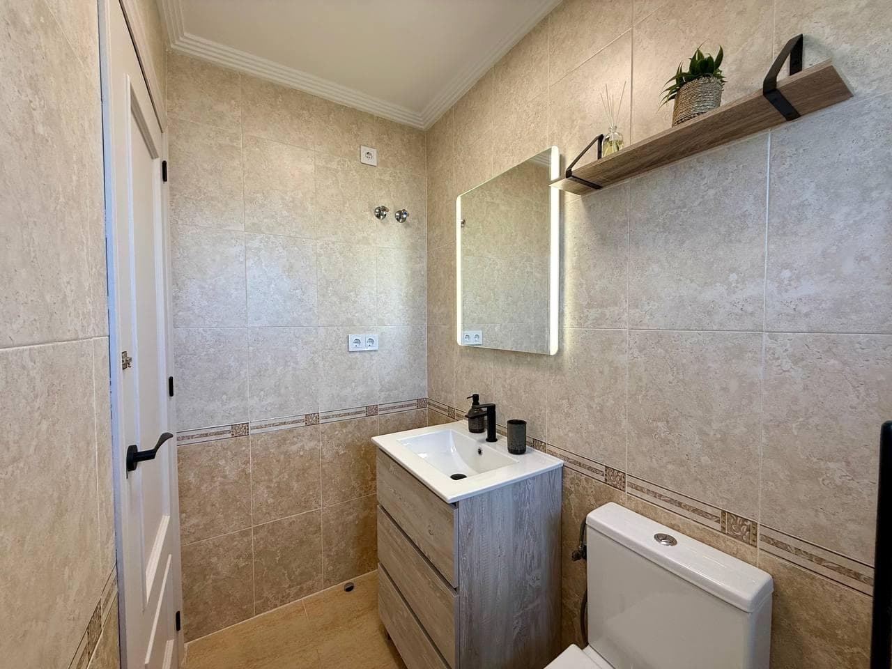 Apartamento Planta Media de 3 dormitorios en Guardamar del Segura - 26