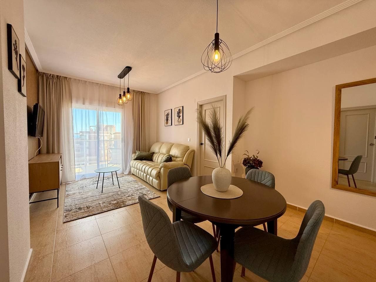 Apartamento Planta Media de 3 dormitorios en Guardamar del Segura - 3
