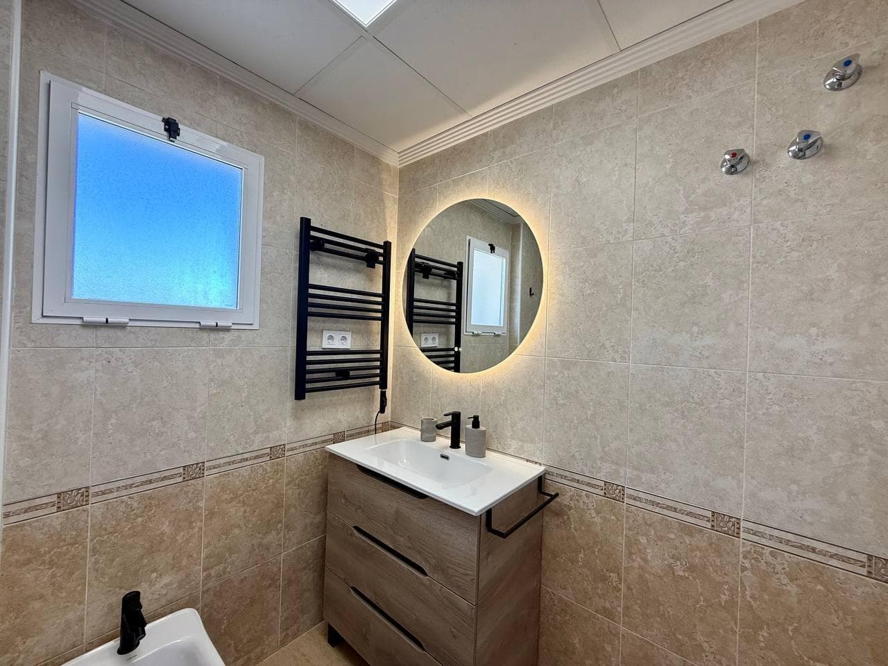 Apartamento Planta Media de 3 dormitorios en Guardamar del Segura - 48