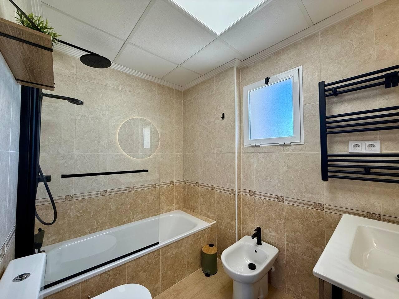Apartamento Planta Media de 3 dormitorios en Guardamar del Segura - 49