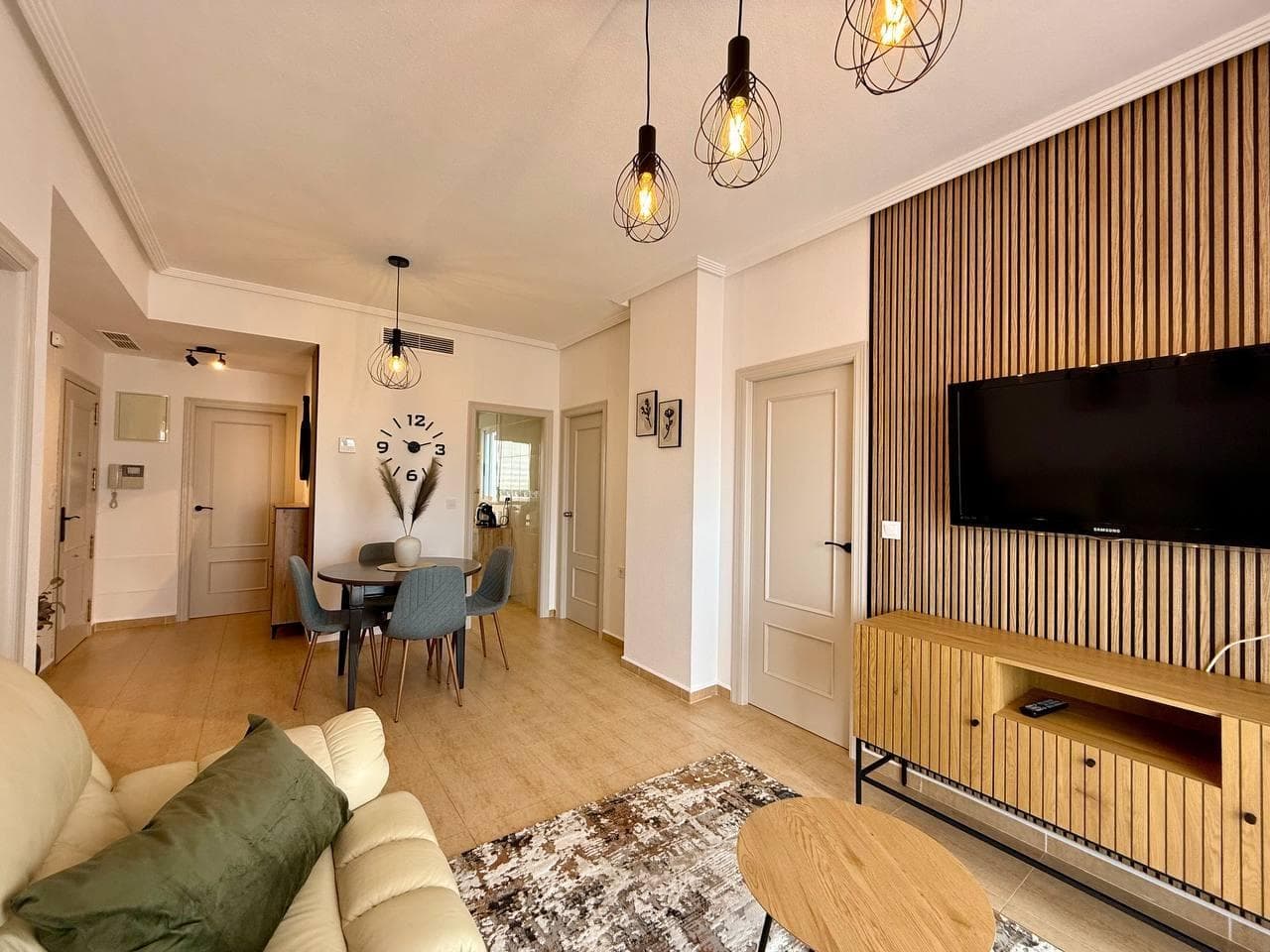 Apartamento Planta Media de 3 dormitorios en Guardamar del Segura - 8