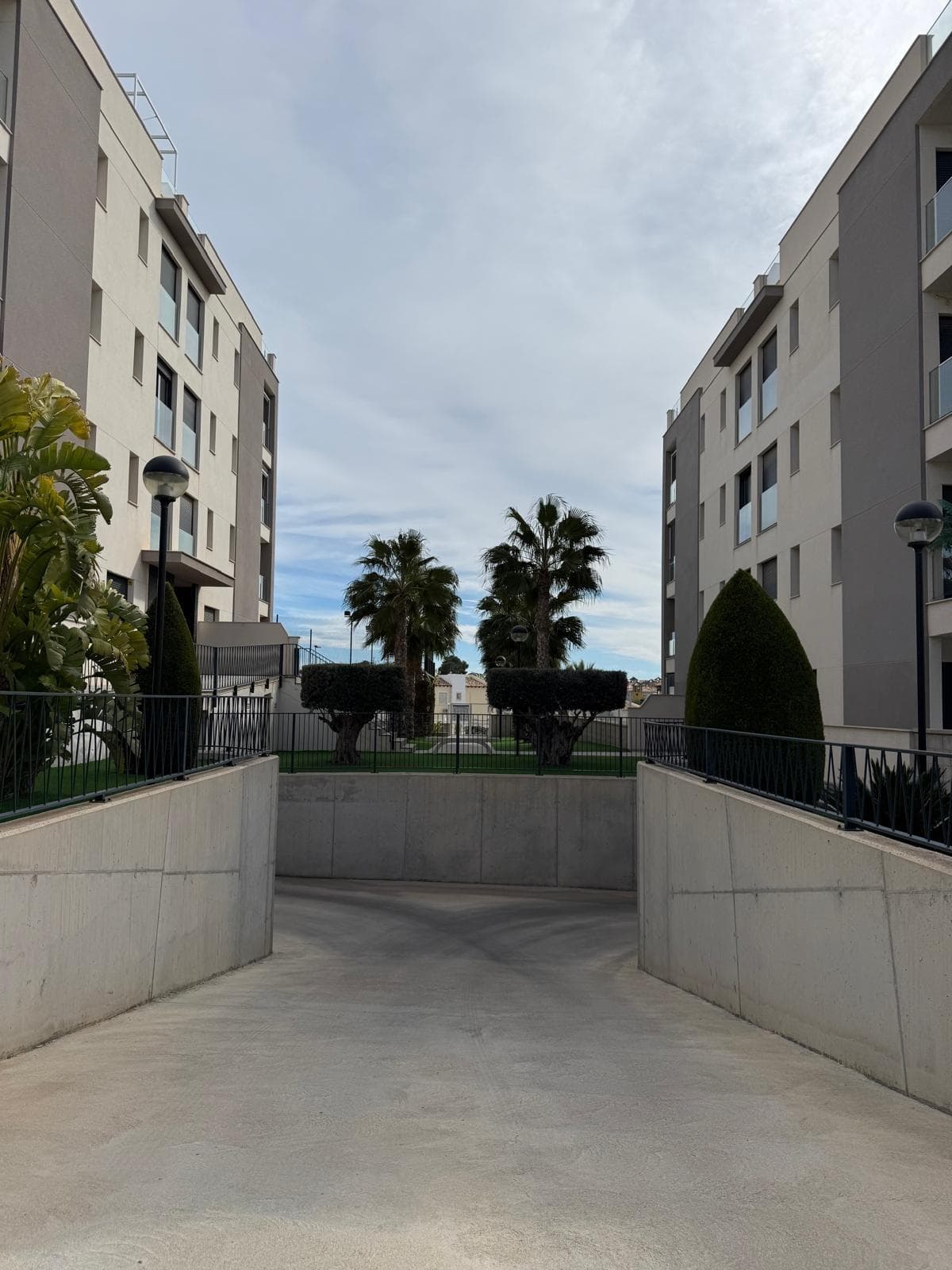 2 bed Middle Floor Apartment in Orihuela Costa - 21