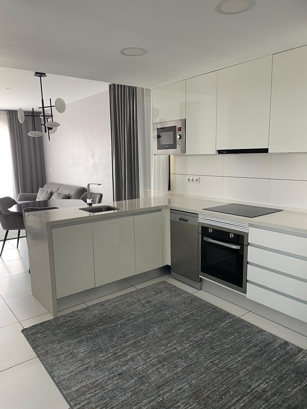 2 bed Middle Floor Apartment in Orihuela Costa - 8